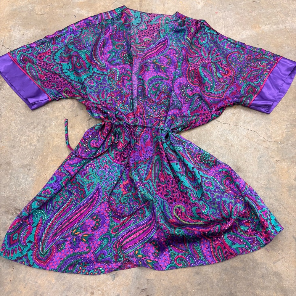 Vtg 90s Inner Most Paisley Satin Kimono Robe L Purple Teal Pink Boho Maximalist